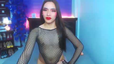 Snapshot of preciosa_banks69 chatting on February 3, 2:24 pm preciosa_banks69 online show from February 3, 2:24 pm