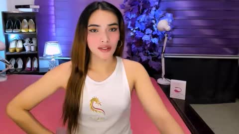 Snapshot of preciosa_banks69 chatting on December 20, 7:59 am preciosa_banks69 online show from December 20, 7:59 am