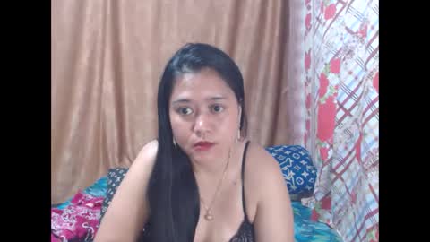 precious0088 online show from February 1, 5:44 pm