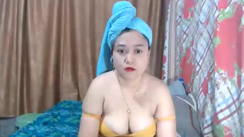 precious0088 online show from May 29, 1:58 am