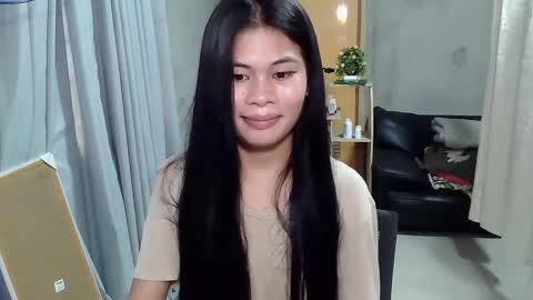Snapshot of precious_athena chatting on March 7, 1:53 am precious_athena online show from March 7, 1:53 am