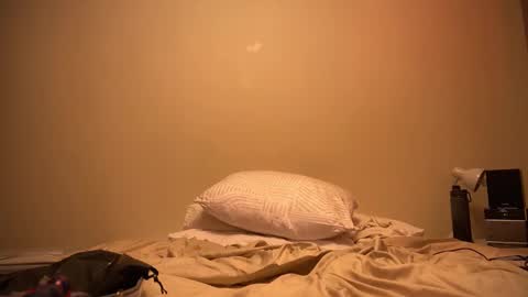 Snapshot of preciouspeaches chatting on February 17, 10:03 pm PreciousPeaches online show from February 17, 10:03 pm