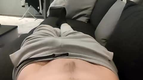 precummilker online show from November 18, 7:18 pm