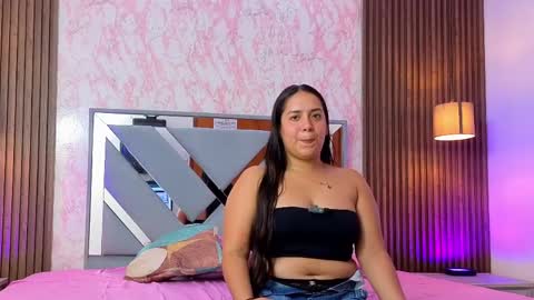 preettyemma online show from April 16, 8:20 pm