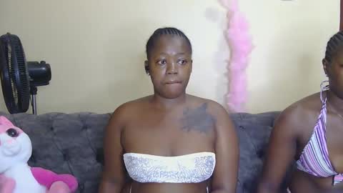 Snapshot of preetycookie chatting on January 22, 2:37 am Lilly online show from January 22, 2:37 am