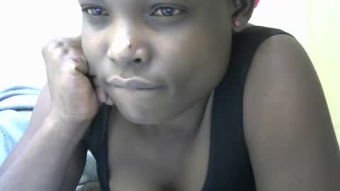 preetyme700 online show from May 11, 12:49 am