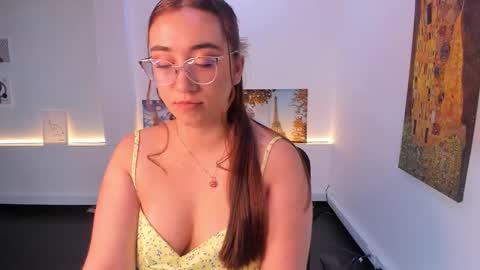 Camila  online show from December 18, 12:11 pm