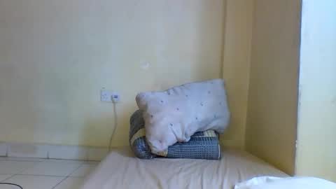 Prettie diva online show from October 13, 12:05 pm