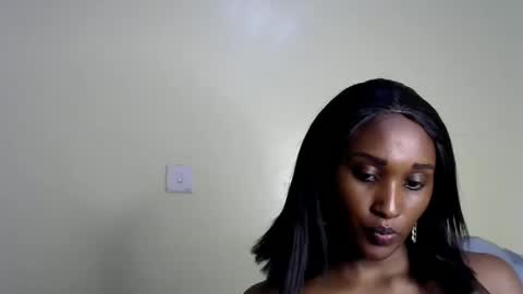 Snapshot of prettiekelly chatting on February 23, 6:56 pm prettiekelly online show from February 23, 6:56 pm