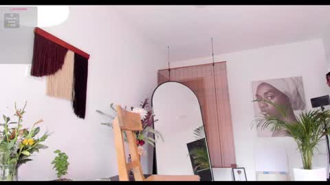 Nayrobi online show from December 11, 6:09 pm