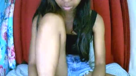 prettiethalia online show from November 23, 9:03 pm