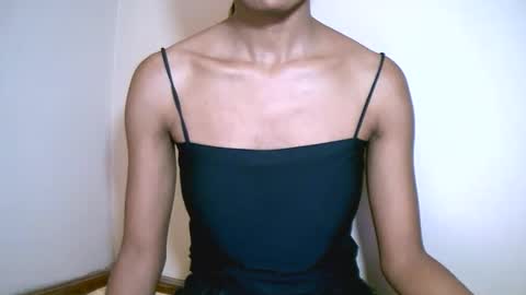 prettiethalia online show from February 24, 11:19 am