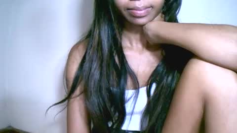 prettiethalia online show from March 1, 11:40 pm