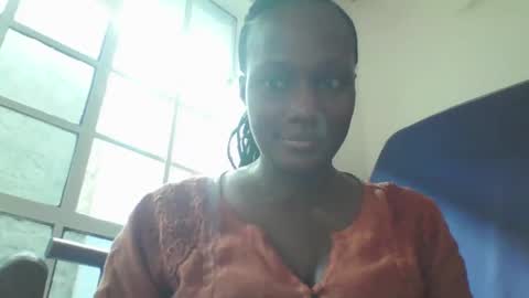 Snapshot of pretty_beib chatting on March 12, 10:48 am Karol online show from March 12, 10:48 am