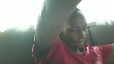 Snapshot of pretty_beib chatting on October 7, 11:51 am Karol online show from October 7, 11:51 am