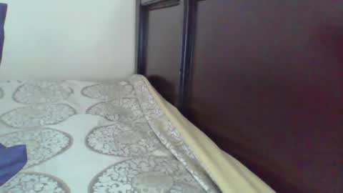 Snapshot of pretty_beib chatting on March 26, 7:47 am Karol online show from March 26, 7:47 am