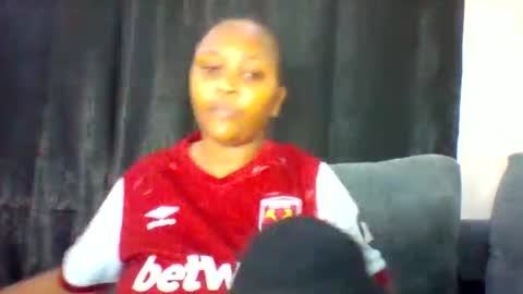 pretty_dee1 online show from May 11, 8:09 am