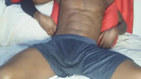 Snapshot of pretty_dollx01 chatting on February 24, 10:52 pm Pretty dollx01 online show from February 24, 10:52 pm