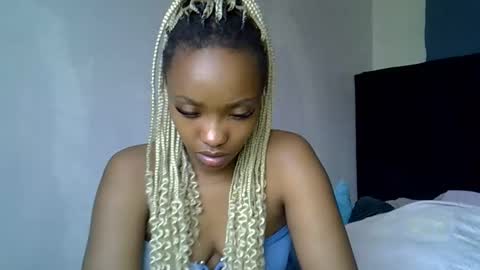 Snapshot of pretty_jazminee chatting on June 9, 12:17 pm pretty jazminee online show from June 9, 12:17 pm