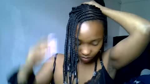 pretty jazminee online show from July 7, 10:19 am