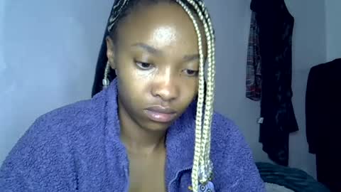 pretty jazminee online show from July 30, 12:42 am