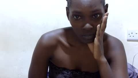 pretty_leila1 online show from March 19, 10:14 pm