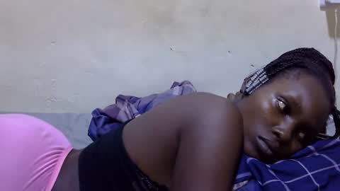 Snapshot of pretty_leila1 chatting on April 29, 11:22 pm pretty_leila1 online show from April 29, 11:22 pm