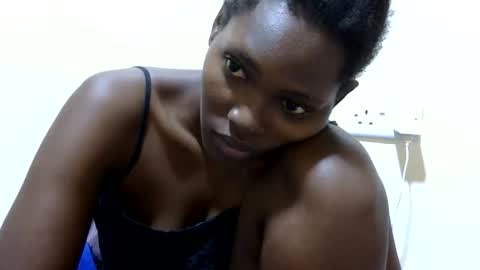 Snapshot of pretty_leila1 chatting on May 21, 5:14 am pretty_leila1 online show from May 21, 5:14 am