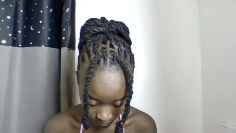 Snapshot of pretty_luv1 chatting on June 3, 9:34 am pretty luv1 online show from June 3, 9:34 am