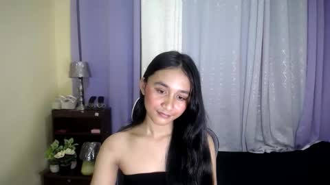 Snapshot of pretty_morenaxx chatting on March 5, 2:12 pm Marimar online show from March 5, 2:12 pm