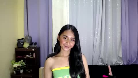 Snapshot of pretty_morenaxx chatting on March 9, 8:31 pm Marimar online show from March 9, 8:31 pm