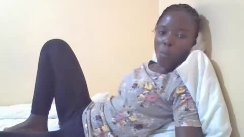 pretty_petite_ebony online show from March 8, 10:02 pm