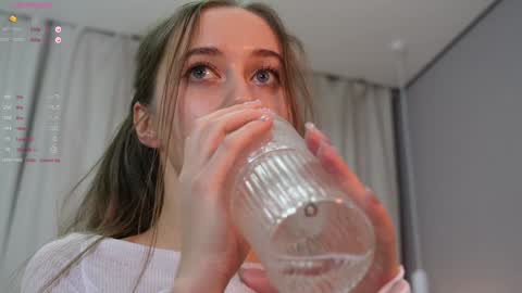 Elina online show from January 26, 2:35 am