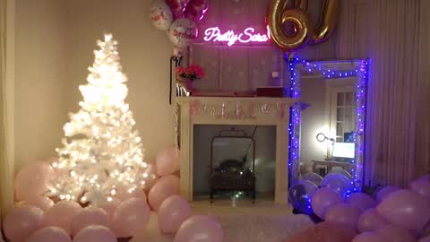 Pretty Sara online show from December 14, 1:28 am