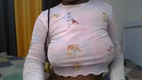 pretty_shila online show from November 13, 1:04 am