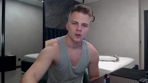 Justin online show from October 22, 2:34 am