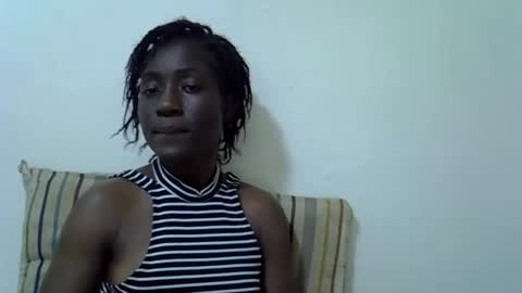 Snapshot of pretty_swirl chatting on February 10, 8:46 pm Twirl online show from February 10, 8:46 pm