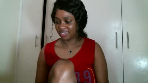 Snapshot of pretty_zii chatting on September 30, 4:17 am zii online show from September 30, 4:17 am