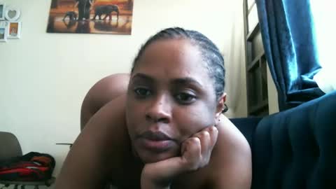 Snapshot of pretty_zii chatting on October 12, 7:40 am zii online show from October 12, 7:40 am