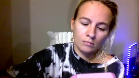 Missy  Jack online show from February 9, 9:52 pm