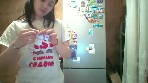 Snapshot of prettybella_7 chatting on May 13, 8:16 pm Bella online show from May 13, 8:16 pm