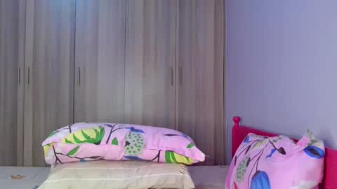 Snapshot of prettybigclit_ebony chatting on October 5, 6:12 am prettybigclit_ebony online show from October 5, 6:12 am