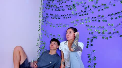 Snapshot of prettybunnies08 chatting on February 6, 5:25 am Enzo Denis online show from February 6, 5:25 am