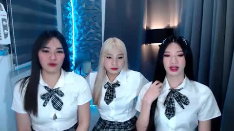 ASHLEY online show from January 22, 6:52 pm