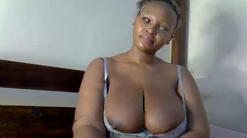 Snapshot of prettydey1 chatting on May 18, 4:13 pm prettydey1 online show from May 18, 4:13 pm
