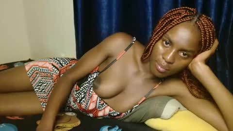 Snapshot of prettygoddess1 chatting on May 5, 1:35 am Mary online show from May 5, 1:35 am