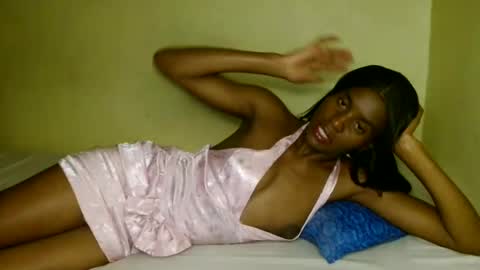 Snapshot of prettygoddess1 chatting on June 3, 4:34 pm Mary online show from June 3, 4:34 pm