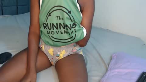 Snapshot of prettygree chatting on February 21, 11:11 am prettygree online show from February 21, 11:11 am