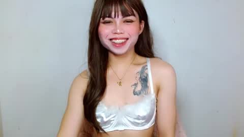 SEXY JULIA online show from December 15, 5:23 am