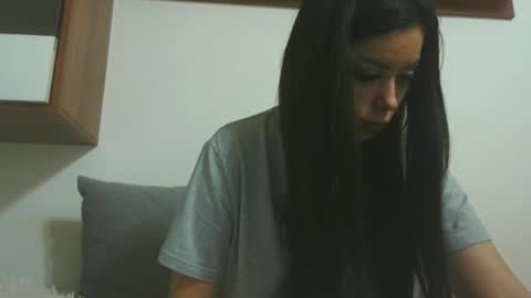 prettyjulliette online show from April 3, 5:22 pm